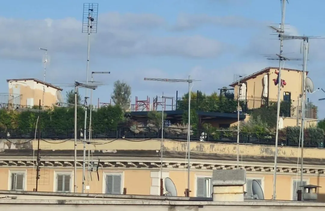 A Casa Di Ale E Lalla-1